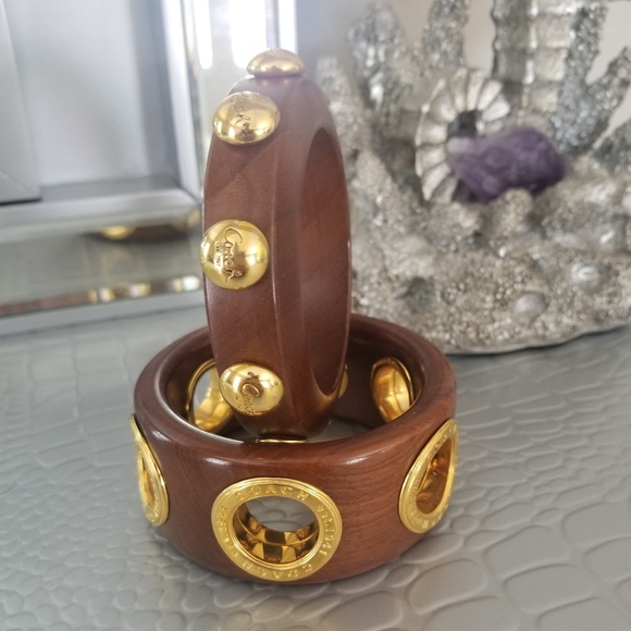 2 Gorgeous Coach wood and brass bracelets bangles - Picture 1 of 6